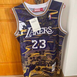 Los Angeles Lakers LeBron James Purple #23 Jersey